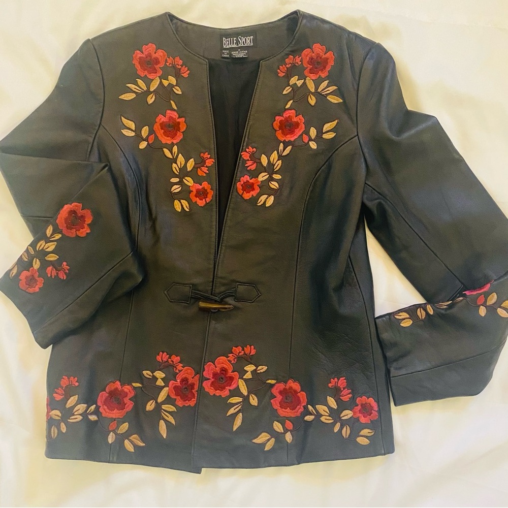 Belle Sport Womens M Black Leather Jacket Embroidery Floral.